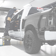 Стати дилером