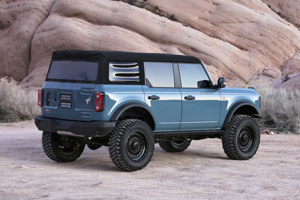 Ліфт-комплект підвіски Ford Bronco 21-26 Lift 3" Fabtech K2425DL
