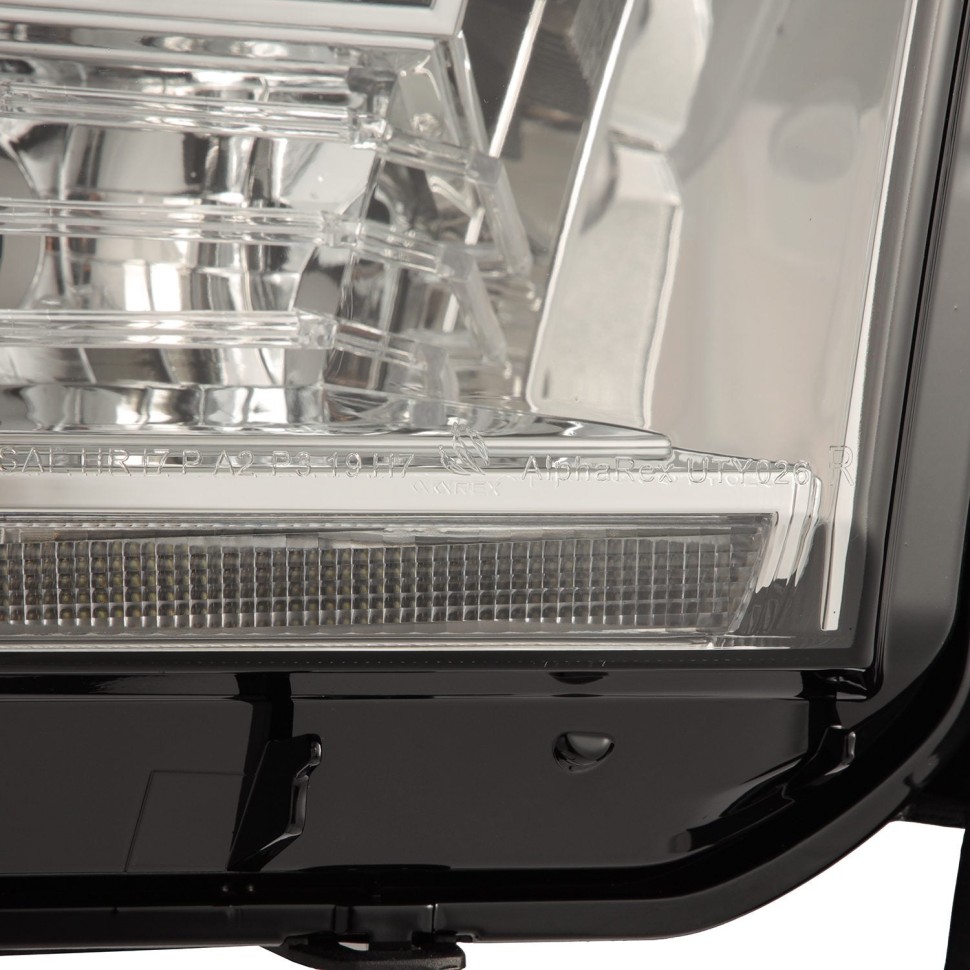 Комплект передних Led фар Toyota Tundra/Sequoia 07-17 NOVA-Series AlphaRex 880819