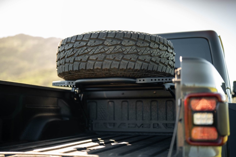 Кріплення запасного колеса Jeep Gladiator JT 20-25 DV8 Offroad TCGL-03