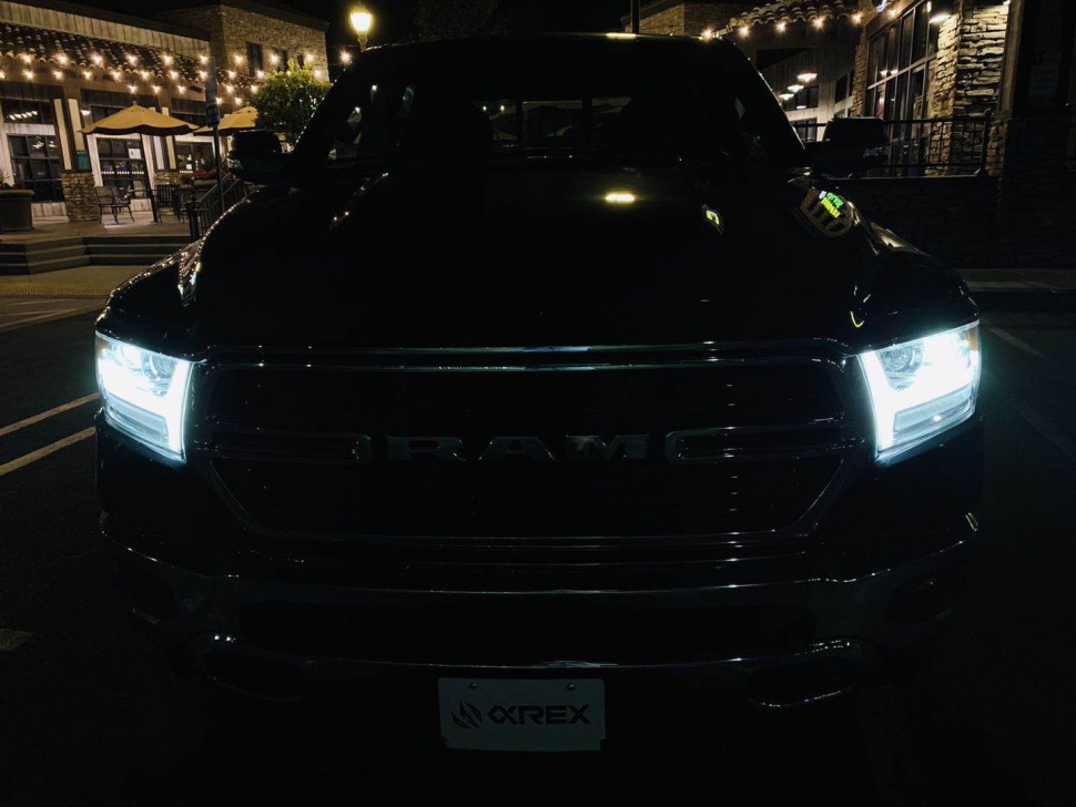 Комплект передних Led фар Dodge Ram 1500 19-24 LUXX-Series AlphaRex 880545