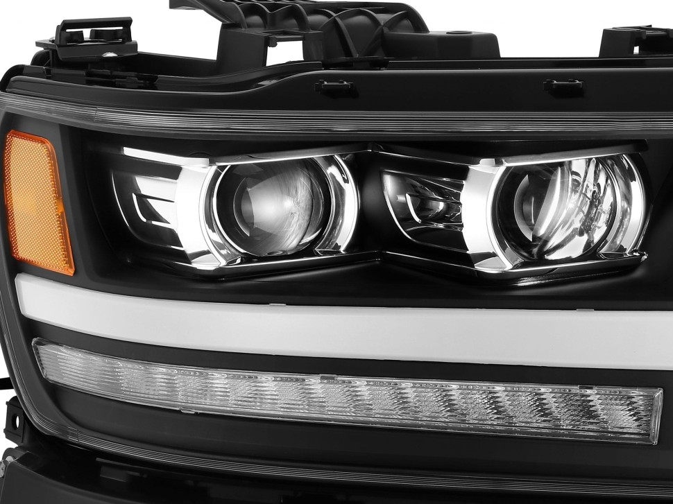 Комплект передних Led фар Dodge Ram 1500 19-24 LUXX-Series AlphaRex 880545