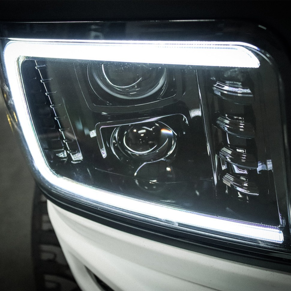 Комплект передних Led фар Ford F-150/F-250/F-350/Bronco 92-96 LUXX-Series AlphaRex 880268