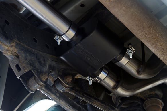 Выхлопная система Cat-Back Dodge Ram 1500 09-24 Outlaw Series Flowmaster 817690