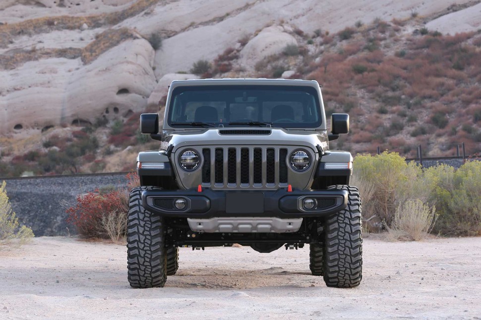 Лифт комплект подвески Jeep Gladiator JT 20-26 Lift 2" Fabtech K4184