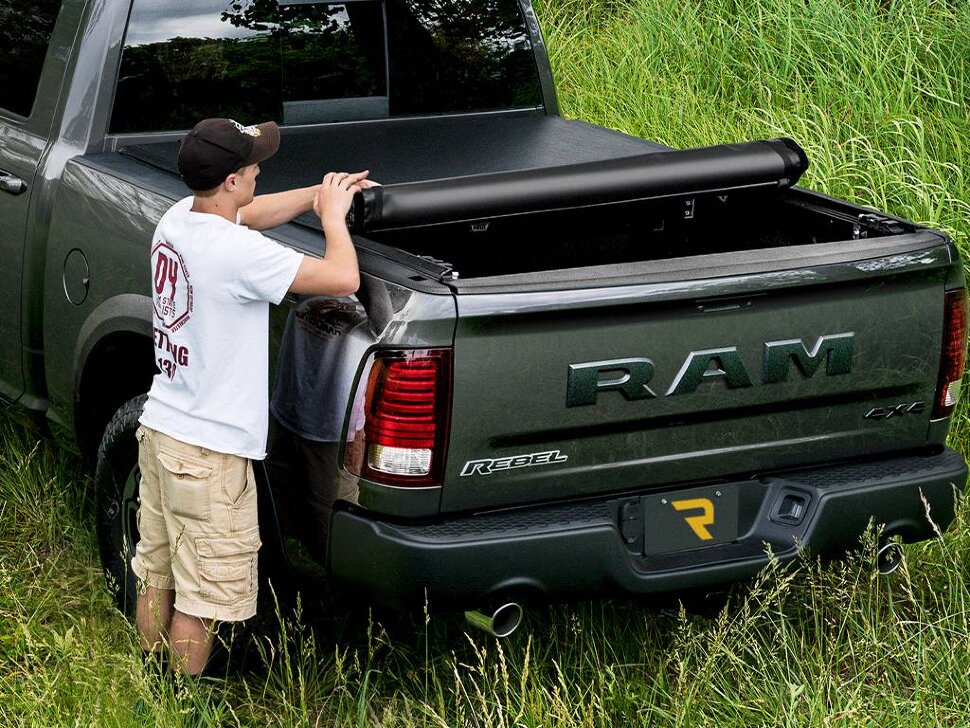 TruXedo 746901 Deuce Soft Folding Tonneau Cover Dodge Ram 1500/2500/3500 09-25 6'4"