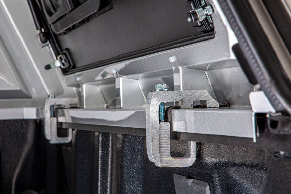 Кунг Chevrolet Silverado/GMC Sierra 2500/3500 6'5" 20-24 SmartCap EVOa Adventure EA0104-MB