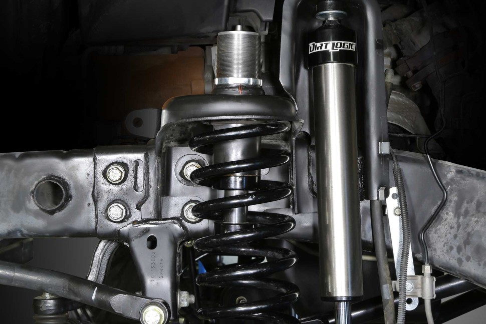 Передний гидравлический отбойник Jeep Wrangler JK/JL/Gladiator JT 07-26 Dirt Logic 2.25 Fabtech FTS24155