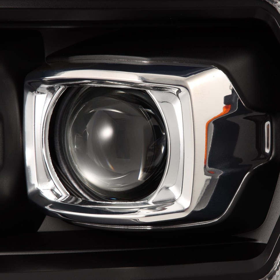 Комплект передних галогеновых фар Ford F-150/Lincoln Mark LT 04-08 PRO-Series AlphaRex 880134