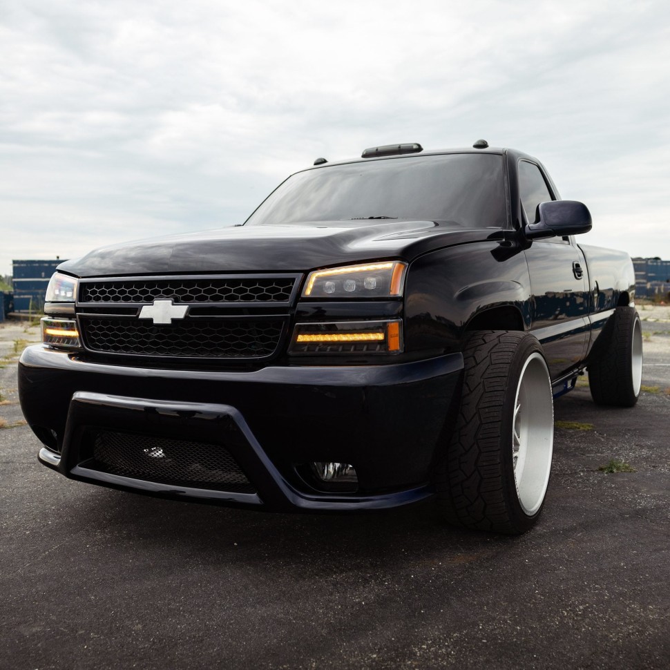 Комплект передних Led фар Chevrolet Silverado 1500/2500/3500 03-06 NOVA-Series AlphaRex 880255