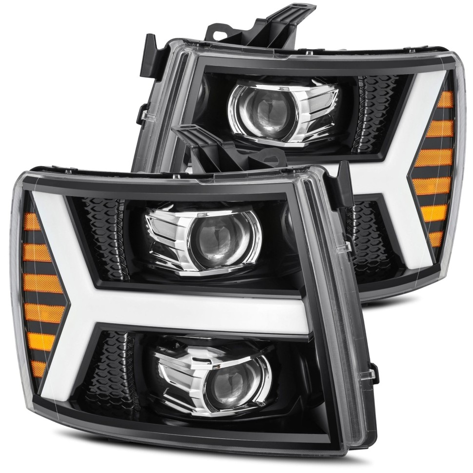 Комплект передних Led фар Chevrolet Silverado 1500/2500/3500 07-14 LUXX-Series AlphaRex 880223