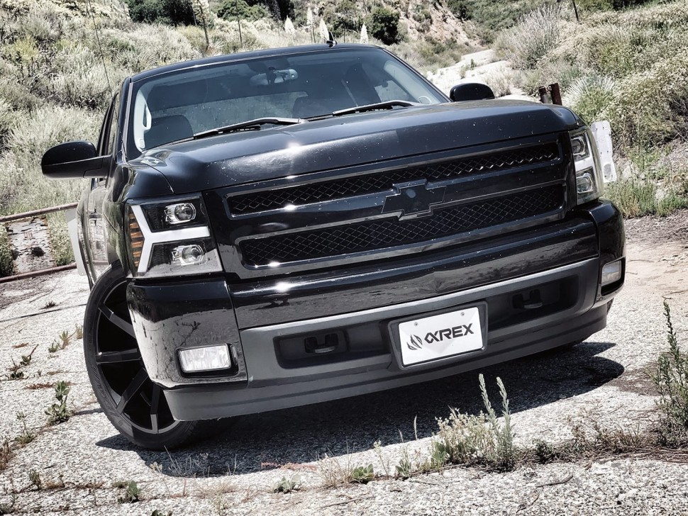 Комплект передних Led фар Chevrolet Silverado 1500/2500/3500 07-14 LUXX-Series AlphaRex 880223