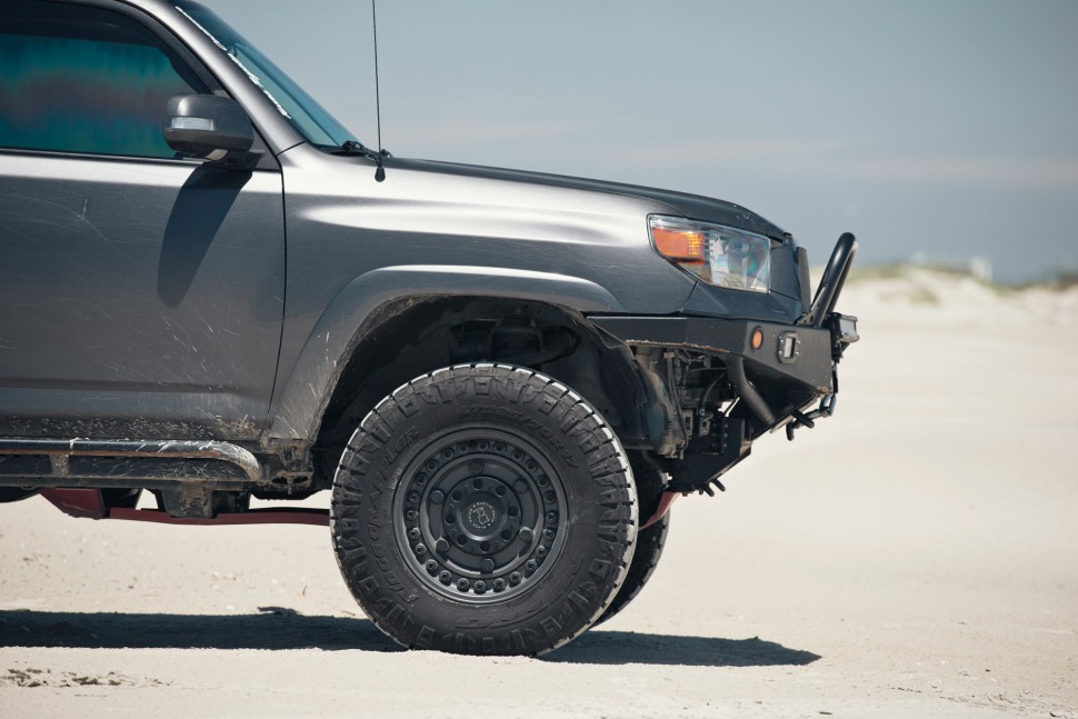 Колесный диск Black Rhino Armory Desert Sand 20x12 ET-44 2012ARY-40035D78