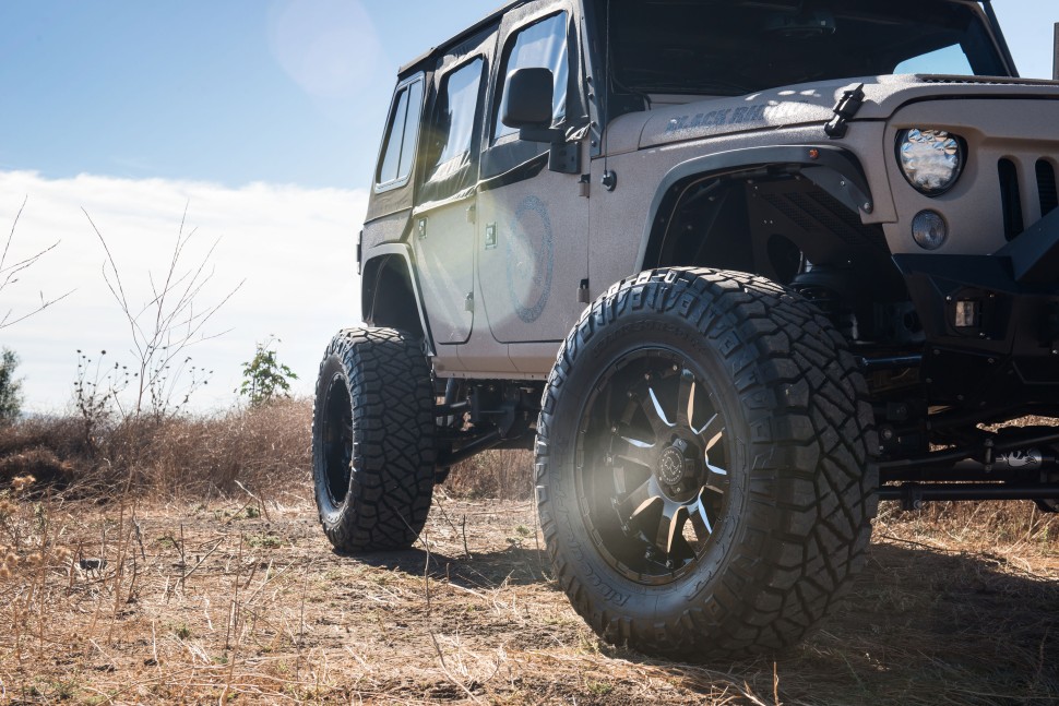Колесный диск Black Rhino Sierra Gloss Black W/Milled Spokes 20x10 ET-12 2010SRA-26140B12
