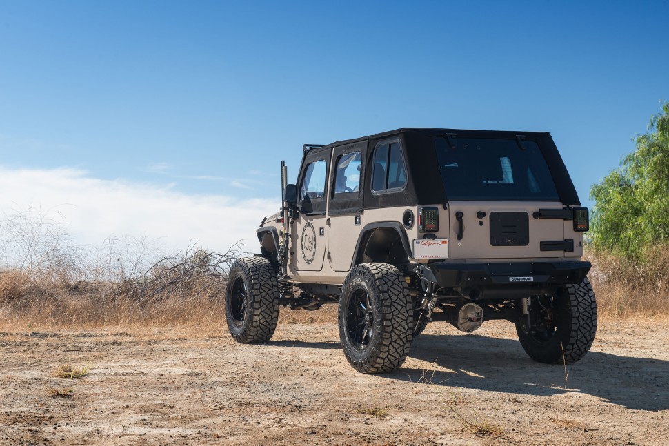 Колесный диск Black Rhino Sierra Gloss Black W/Milled Spokes 20x10 ET-12 2010SRA-26140B12