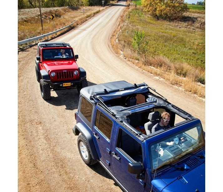 Мягкая крыша софт топ Jeep Wrangler JK 07-18 4 Door (Black Diamond) Supertop NX Bestop 5472335