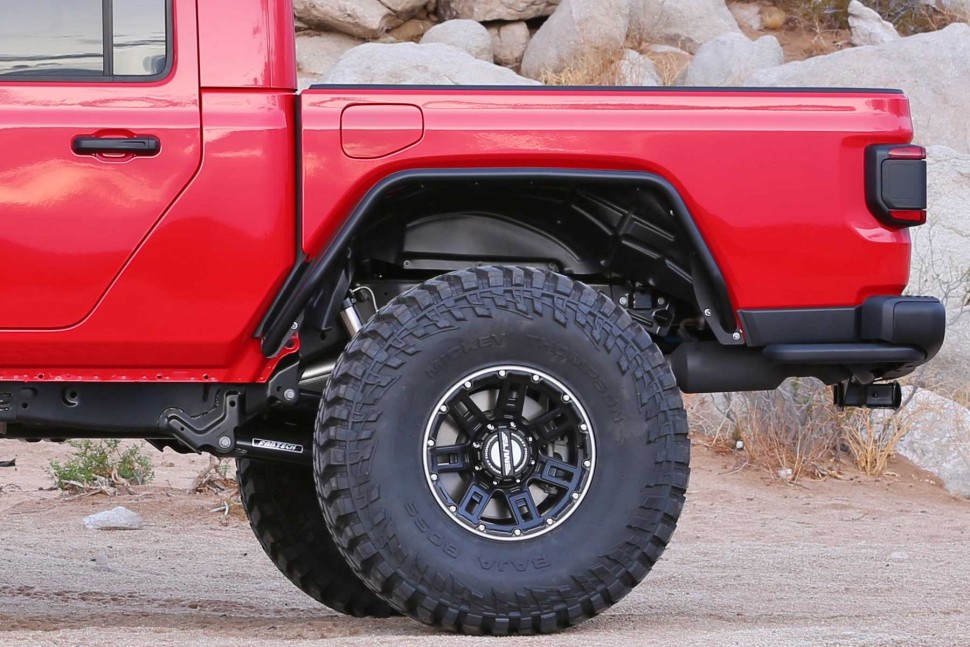Задні трубчасті розширювачі колісних арок Jeep Gladiator JT 20-26 Fabtech FTS24248
