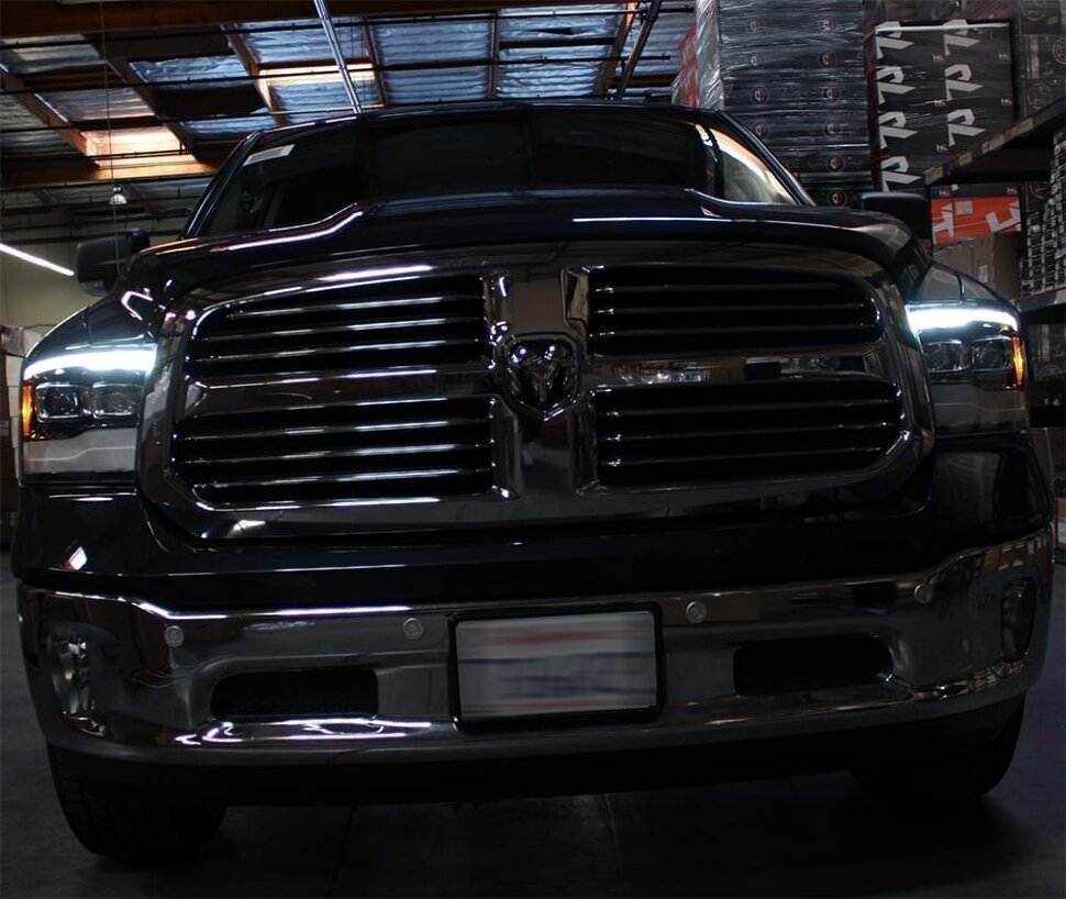 Комплект передніх галогенних фар Dodge Ram 1500/2500/3500/4500/5500 09-18 PRO-Series AlphaRex 880597