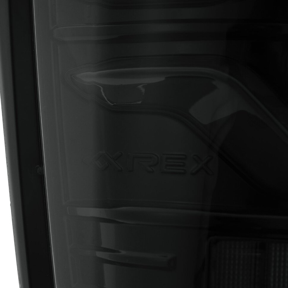 Світлодіодні задні ліхтарі Toyota Tacoma 16-23 LUXX-Series AlphaRex 680080