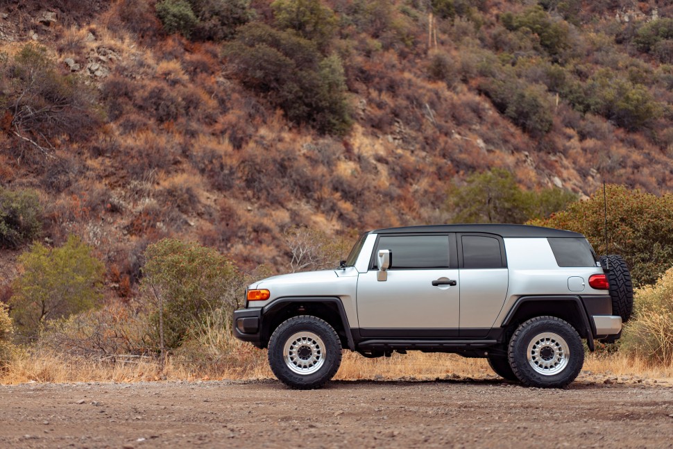 Колесный диск Black Rhino Aliso Gloss Silver W/Mirror Cut Face & Lip 17x8.5 ET-10 1785ALS-06140S06