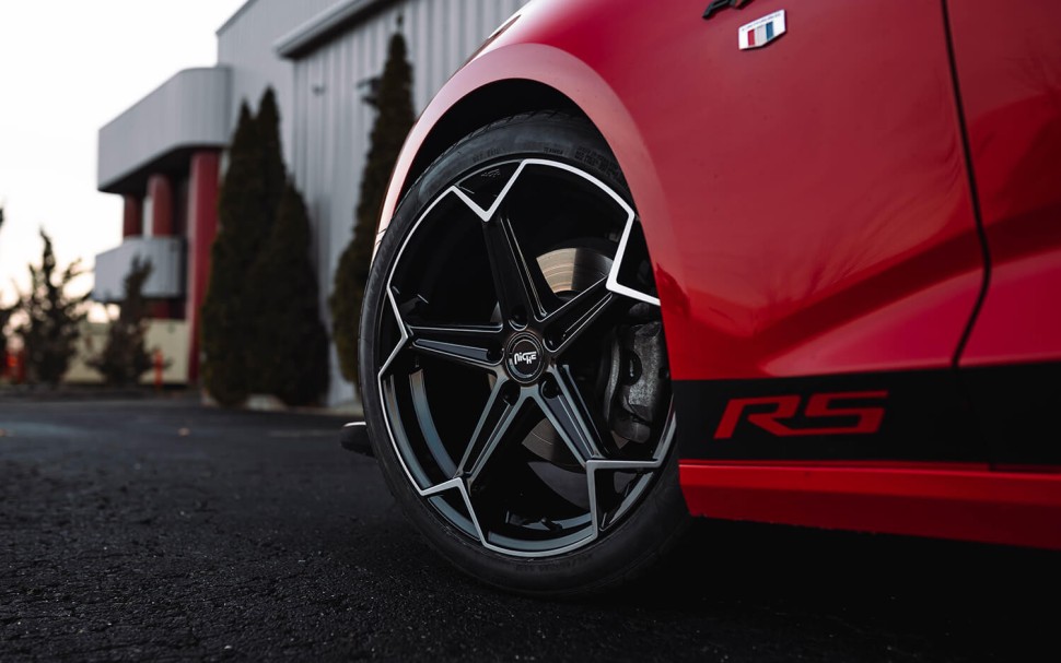 Niche Road Wheels M2592005F8+40 Arrow Wheel Gloss Black Brushed 20x10.5 +40