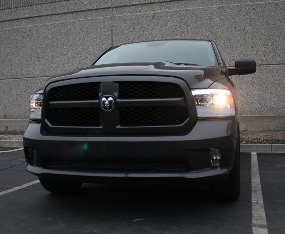 Комплект передніх галогенних фар Dodge Ram 1500/2500/3500/4500/5500 09-18 PRO-Series AlphaRex 880598