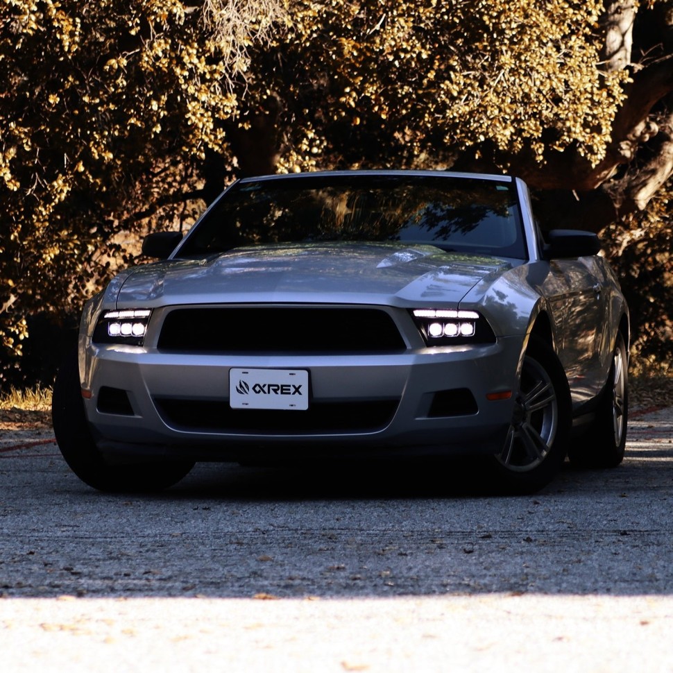 Комплект передних Led фар Ford Mustang 13-14 NOVA-Series AlphaRex 880487