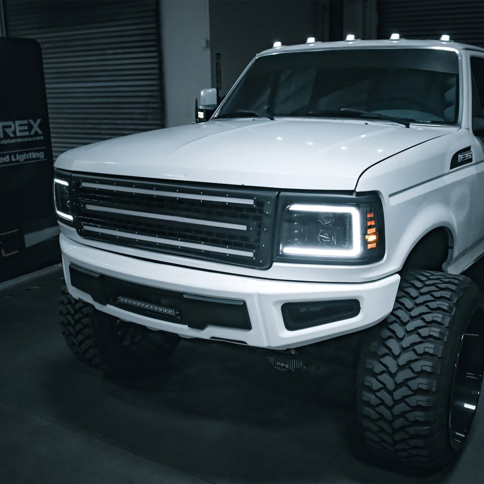 Комплект передних галогеновых фар Ford F-150/F-250/F-350/Bronco 92-96 PRO-Series AlphaRex 880265