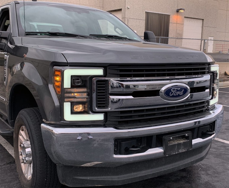 Комплект передніх галогенних фар Ford F-250/F-350/F-450/F-550 17-19 PRO-Series AlphaRex 880106