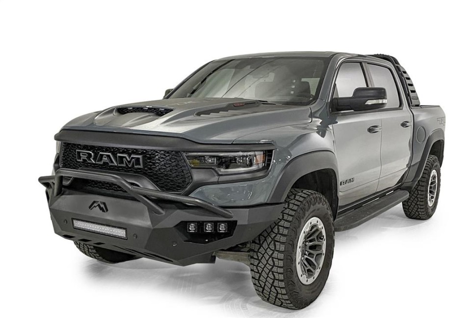 Передний бампер с центральной дугой Dodge Ram 1500 TRX 21-24 Vengeance Fab Fours DX21-V4552-1