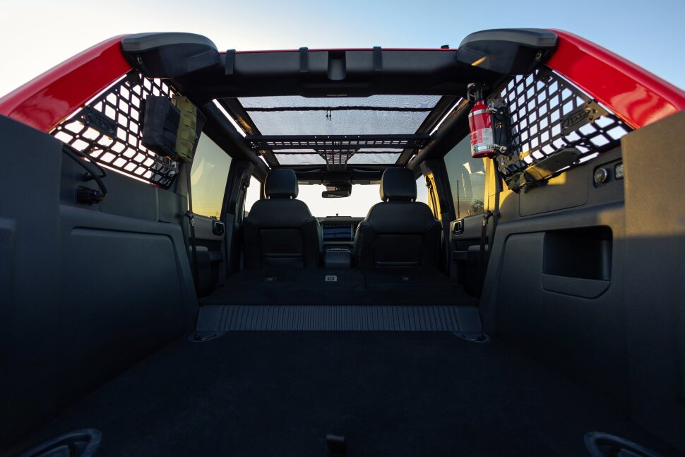 Панелі Molle заднє вікно Ford Bronco 21-25 4 Door Addictive Desert Designs AC2302801NA