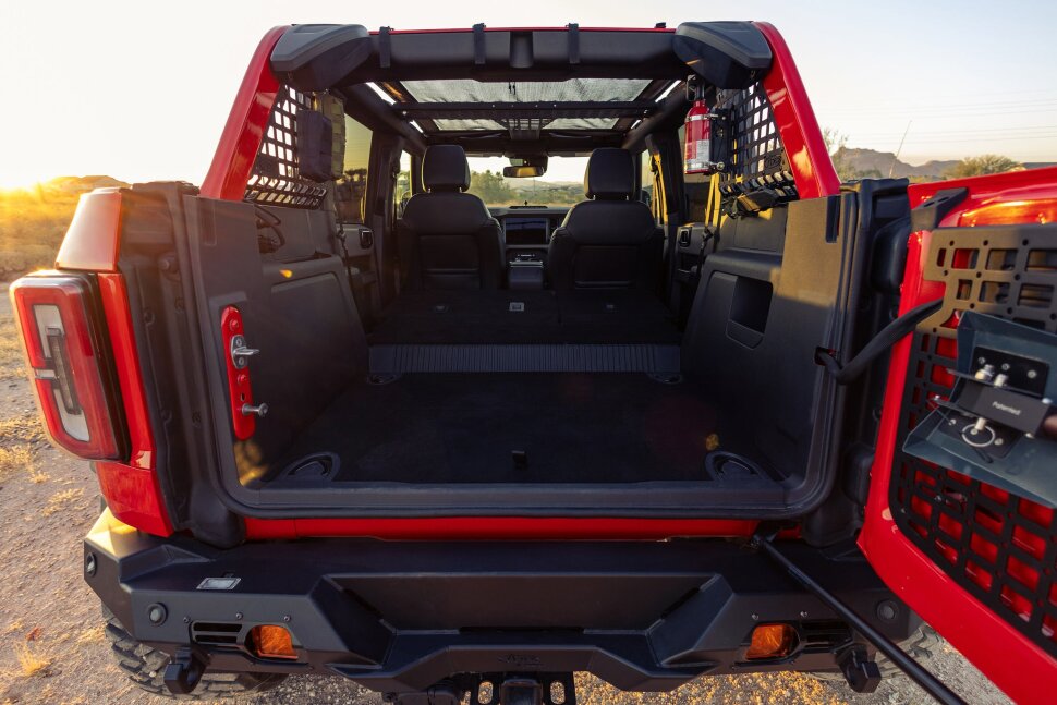 Панелі Molle заднє вікно Ford Bronco 21-25 4 Door Addictive Desert Designs AC2302801NA