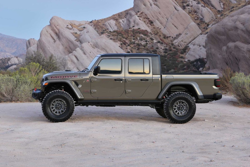 Лифт комплект подвески Jeep Gladiator JT 20-26 Lift 2" Fabtech K4185
