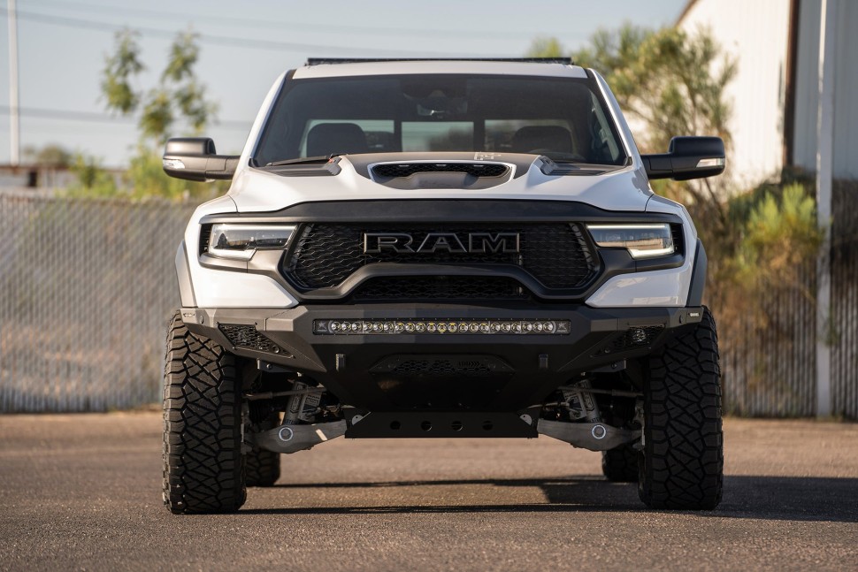Передний бампер Dodge Ram 1500 TRX 21-24 Addictive Desert Designs F620153030103