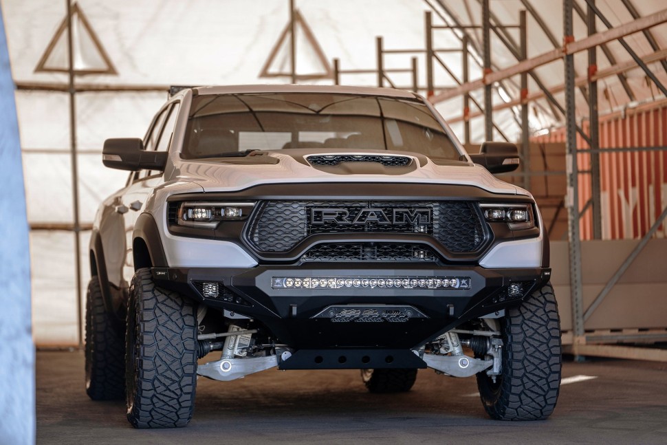 Передний бампер Dodge Ram 1500 TRX 21-24 Addictive Desert Designs F620153030103
