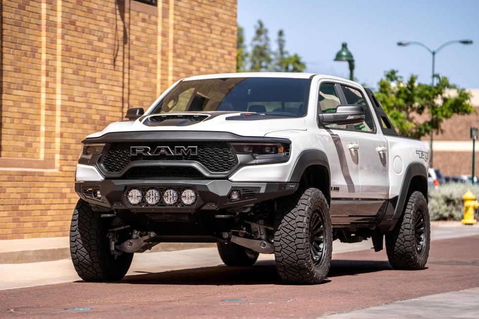 Передний бампер Dodge Ram 1500 TRX 21-24 Addictive Desert Designs F620014110103