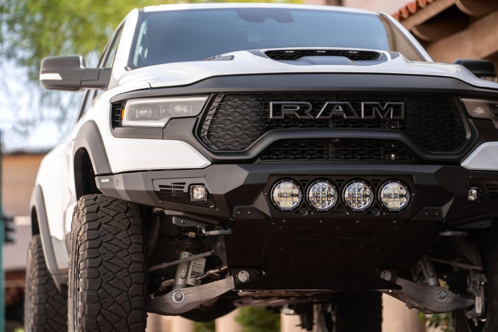 Передний бампер Dodge Ram 1500 TRX 21-24 Addictive Desert Designs F620014110103