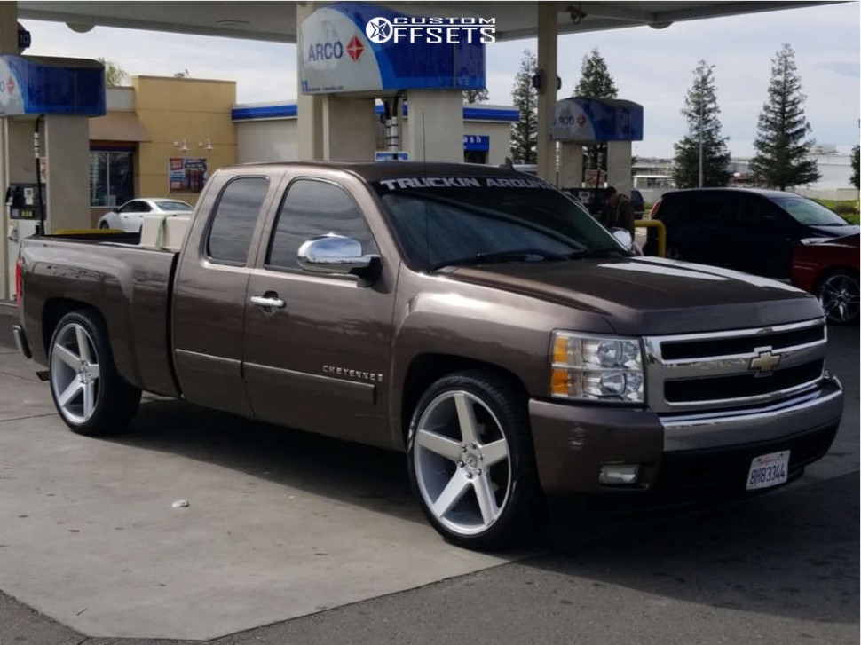 Колесный диск DUB Wheels Baller S218 Gloss Silver Brushed 24x10 ET+30 S218240077+31