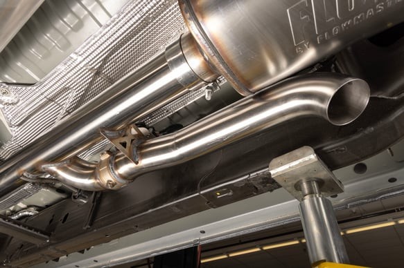 Flowmaster 718207 Flow FX Cat-Back Exhaust System Chevrolet Silverado/GMC Sierra 1500 24-26