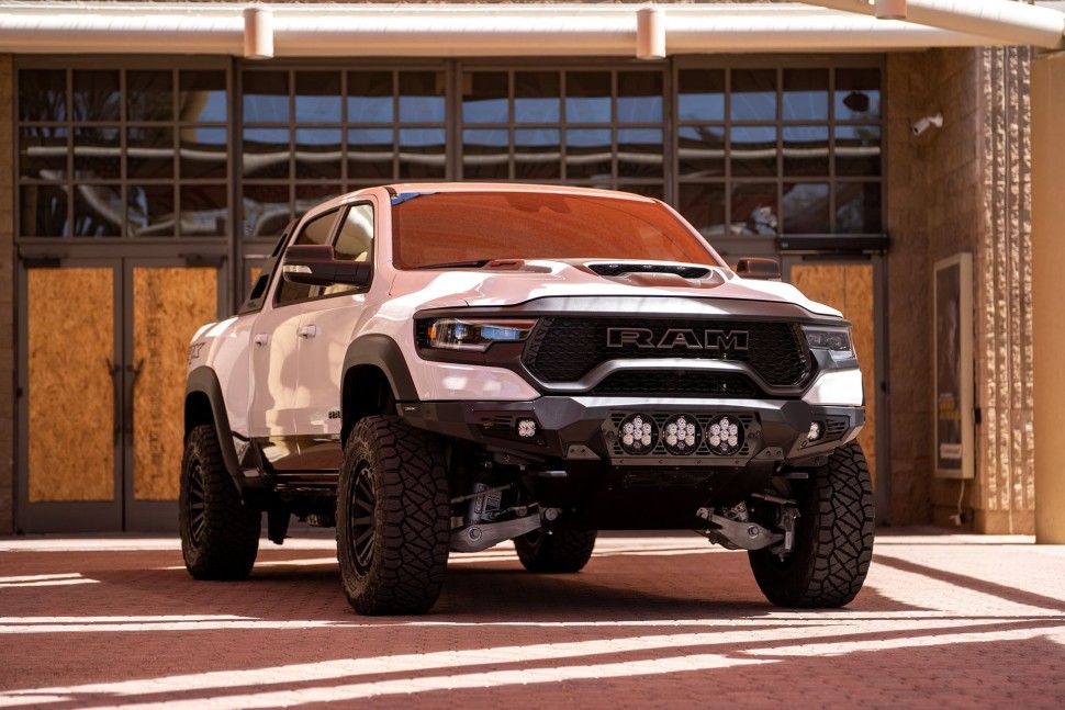 Передний бампер Dodge Ram 1500 TRX 21-24 Addictive Desert Designs F620014100103