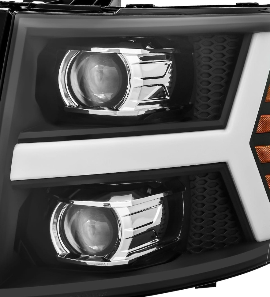 Комплект передних галогеновых фар Chevrolet Silverado 1500/2500/3500 07-14 PRO-Series AlphaRex 880205