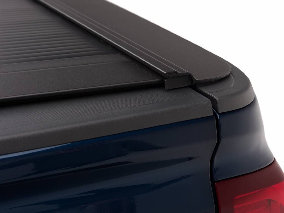 Retrax 60502 ONE MX Manual Retractable Tonneau Cover Honda Ridgeline 17-25 5'4"
