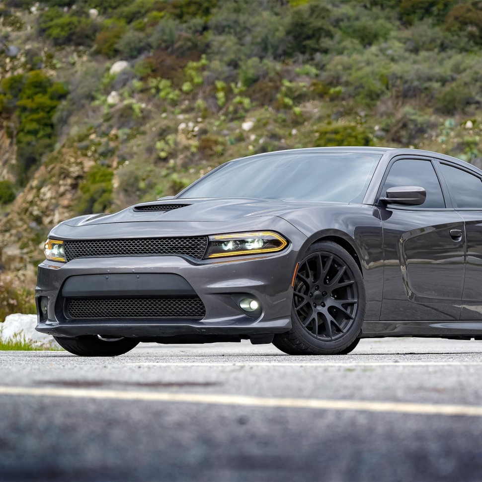 Комплект передних Led фар Dodge Charger 15-23 LUXX-Series AlphaRex 880599