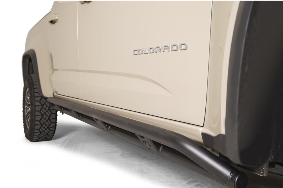 Fab Fours CC21-G2050-1 Rock Sliders Steps Chevrolet Colorado 21-25