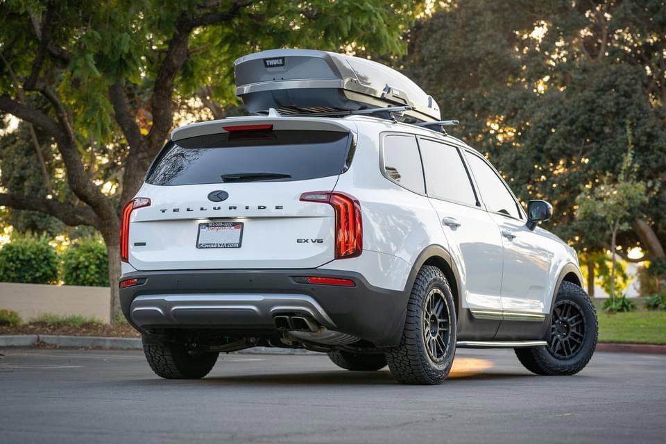 Black Rhino 1880ACH305127Z71 Arches Wheel Matte Bronze W/Black Lip Edge 18x8 +30