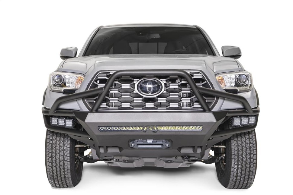 Передній бампер із центральною дугою Toyota Tacoma 16-23 Hybrid Fab Fours TB16-03-1
