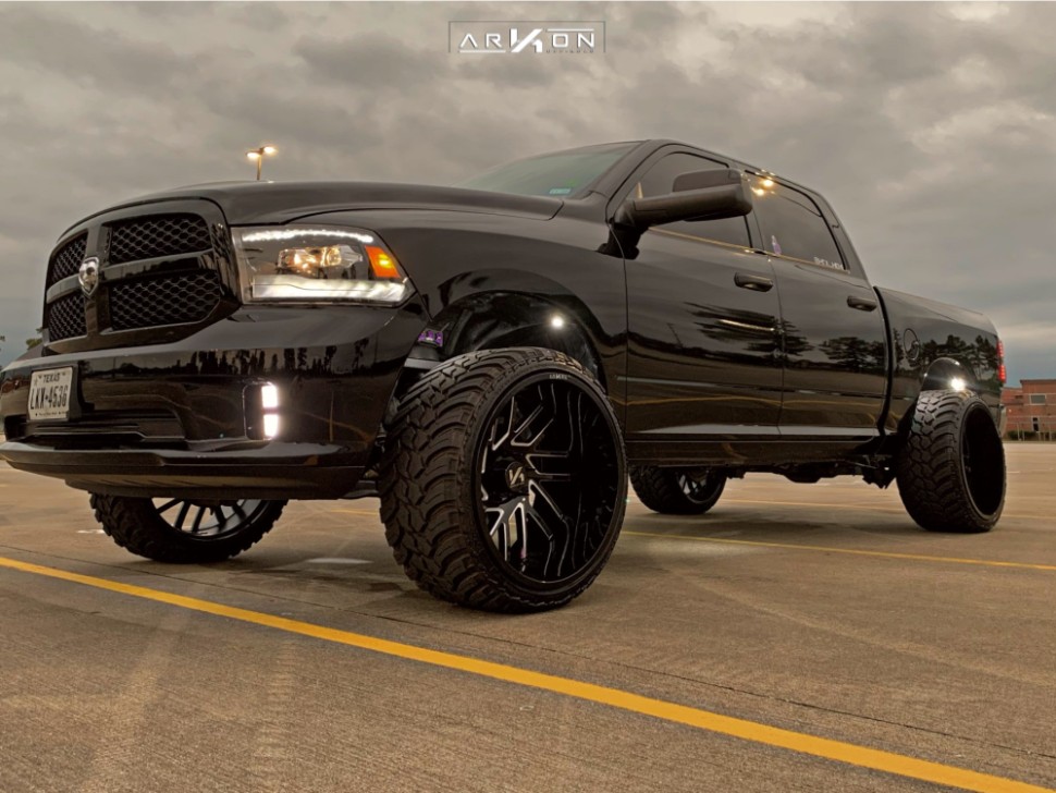 Всесезонна шина AMP Mud Terrain Attack M/T A 35x13.5 R26 35-135026AMP/CM2F