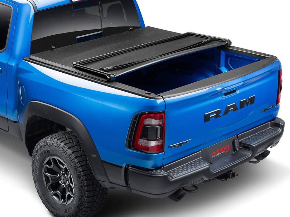 Крышка багажника складная мягкая Dodge Ram 1500/2500/3500 09-25 8' Trifecta E-Series Extang 77435