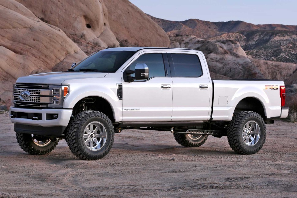Fabtech K2241DL Dirt Logic 2.5 Front Coilover Reservoir Shock Lift 6" Ford F-250/F-350 17-22 Pair