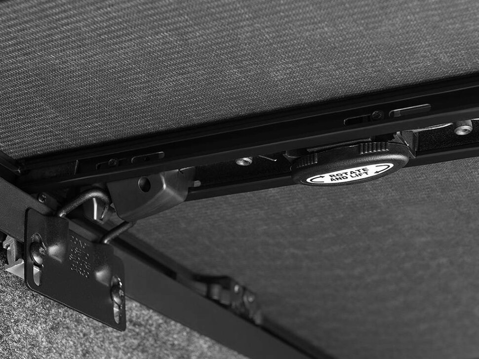 Кришка багажника складана м'яка Ford F-150 21-25 6'7" Trifecta ALX Extang 90703